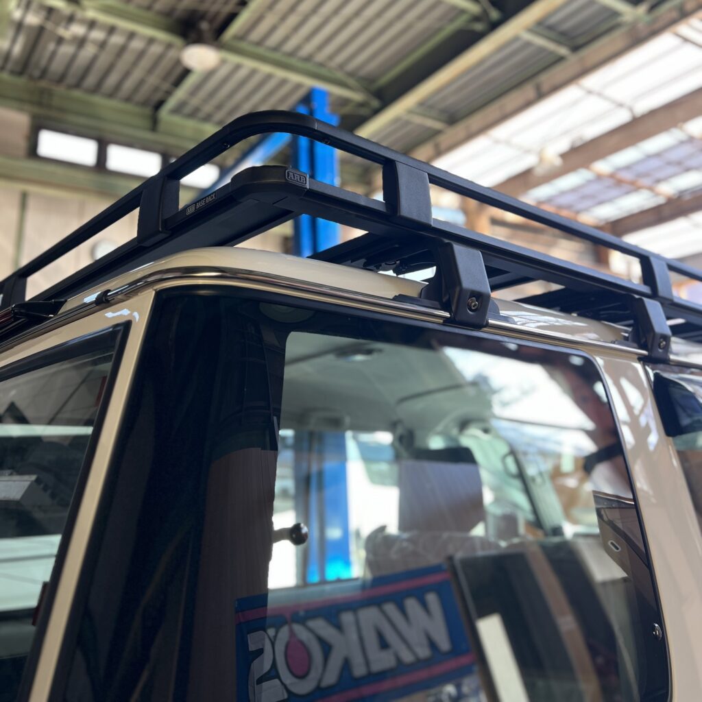 ランドクルーザー70（GDJ76）ARBベースラックOPフルガードレール