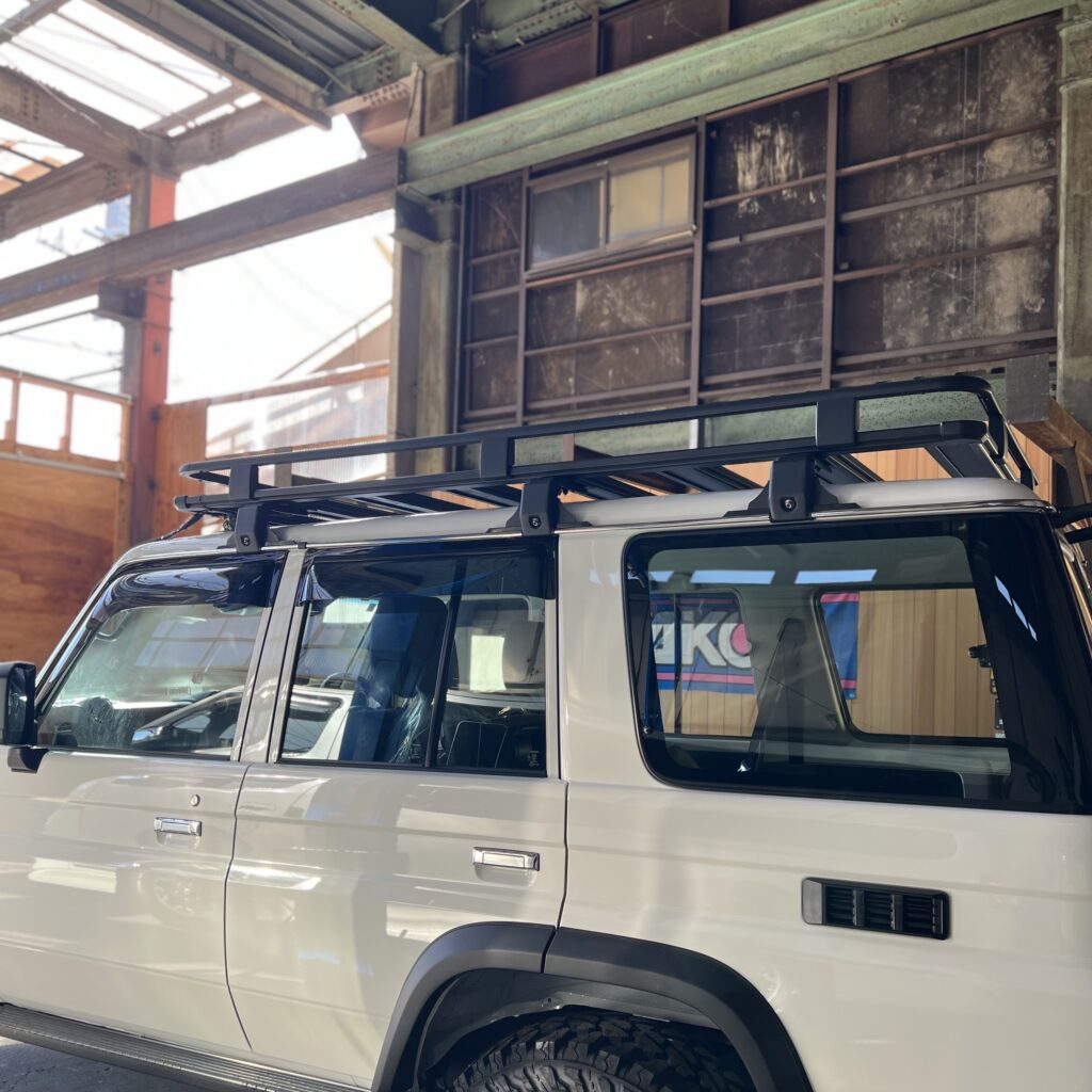 ランドクルーザー70ARBベースラック装着車