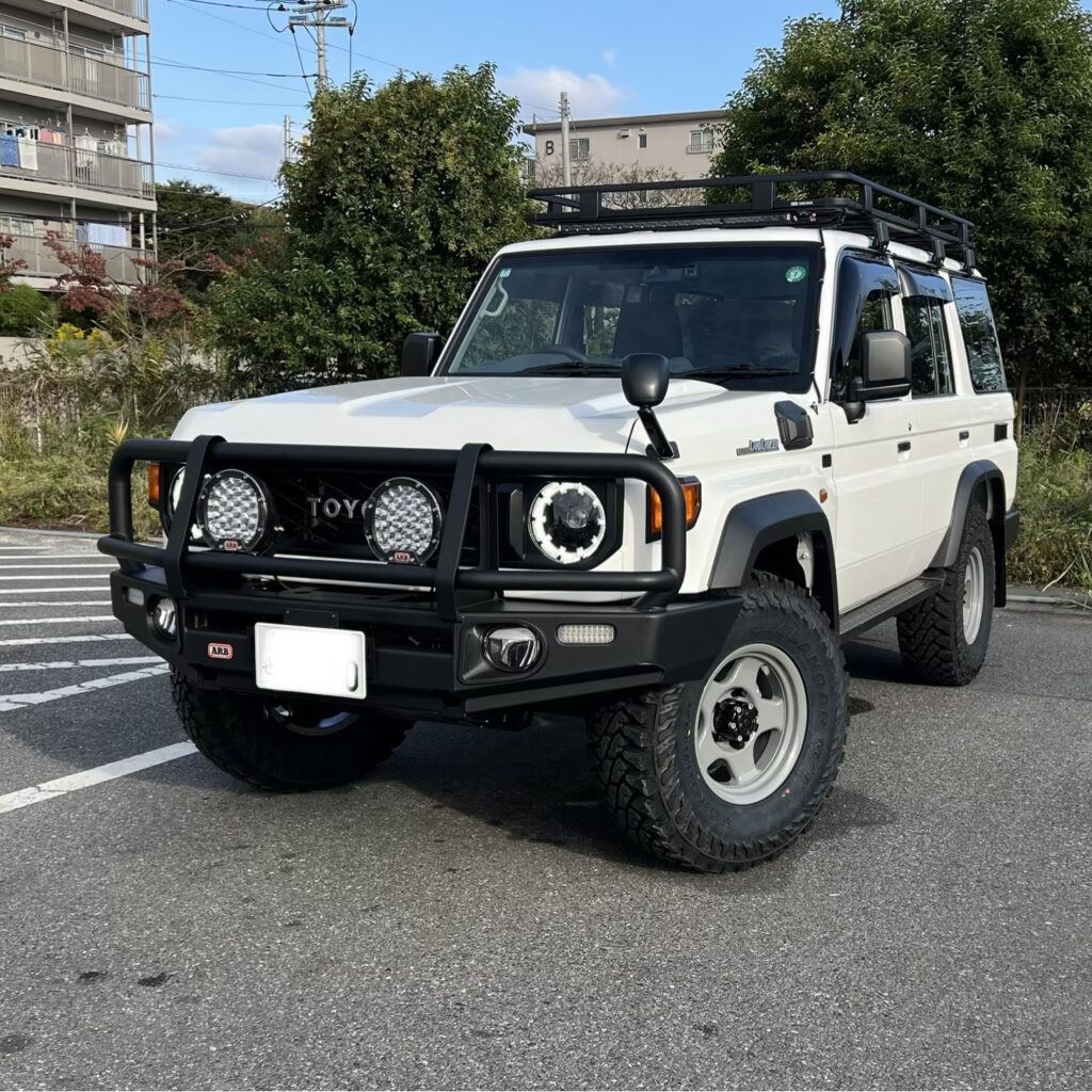 ランドクルーザー70ARBカスタム車両